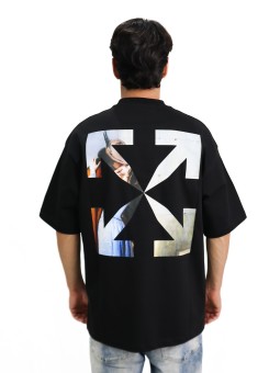T-Shirt Off White bacio di Hayez