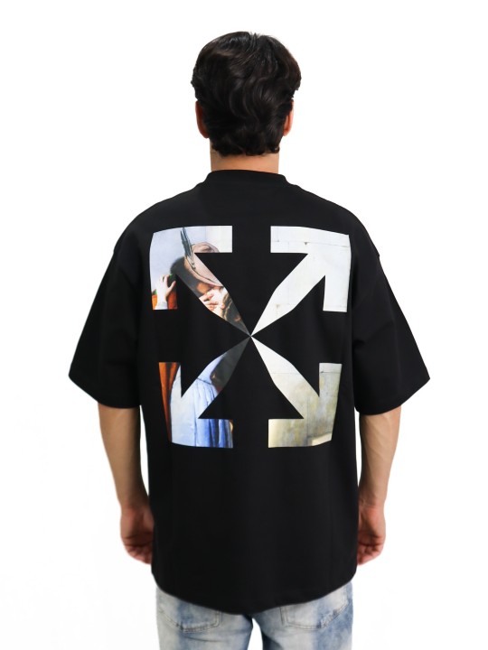 T-Shirt Off White bacio di Hayez